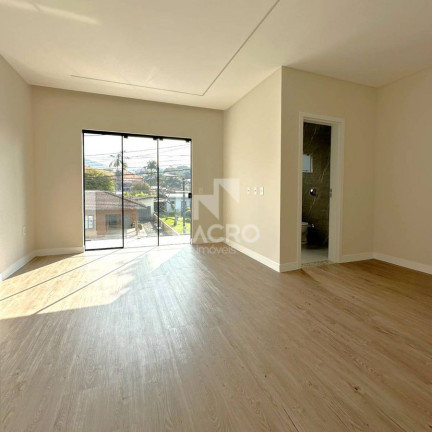 Imagem Casa com 3 Quartos à Venda, 160 m² em Ilha Da Figueira - Jaraguá Do Sul Imagem Casa com 3 Quartos à Venda, 160 m² em Ilha Da Figueira - Jaraguá Do Sul