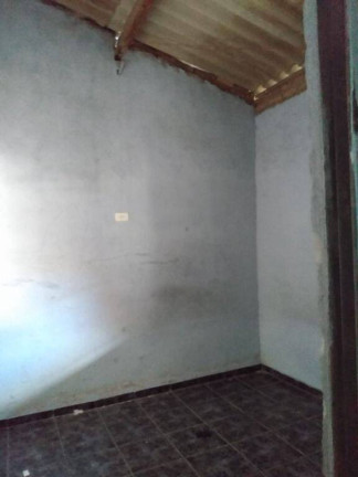 Imagem Casa com 2 Quartos à Venda, 250 m² em Parque Santo Antônio - Taubaté Imagem Casa com 2 Quartos à Venda, 250 m² em Parque Santo Antônio - Taubaté