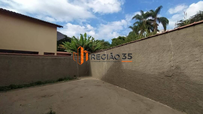 Imagem Casa com 3 Quartos à Venda, 100 m² em Jardim Quisisana - Poços De Caldas Imagem Casa com 3 Quartos à Venda, 100 m² em Jardim Quisisana - Poços De Caldas