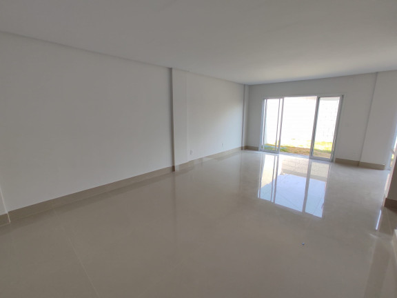 Imagem Imóvel com 
            	3             Quartos à Venda, 131 m² em 
            	Sitios Santa Luzia             - 
            	Aparecida De Goiania            