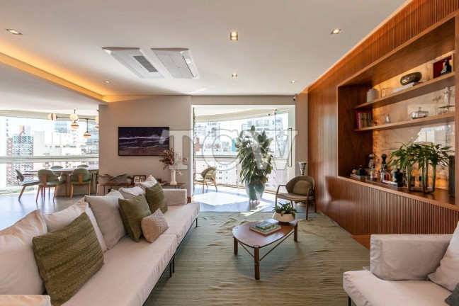 Imagem Apartamento com 3 Quartos à Venda, 210 m² em Moema - São Paulo