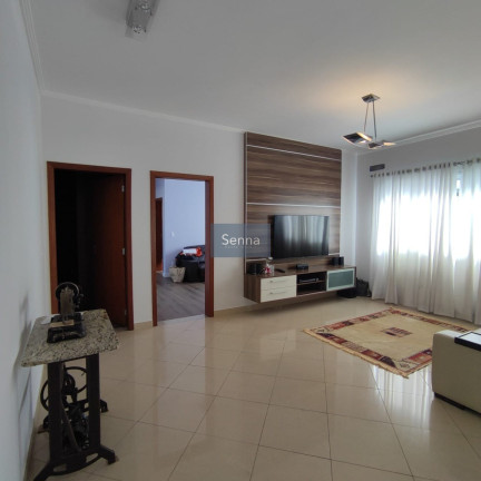 Imagem Casa com 4 Quartos à Venda, 500 m² em Medeiros - Jundiaí