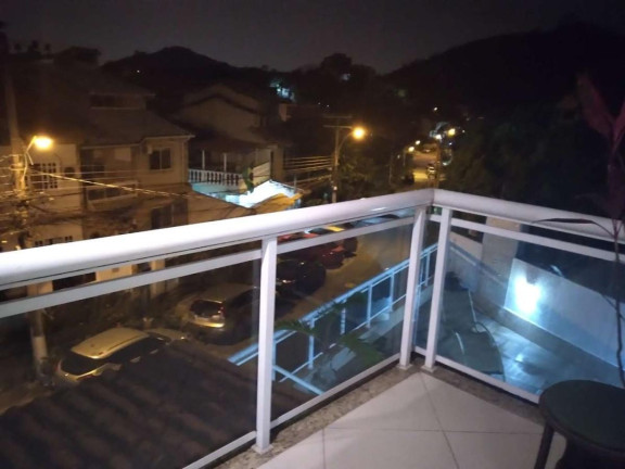 Imagem Casa com 3 Quartos à Venda, 300 m² em Vila Valqueire - Rio De Janeiro