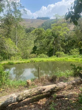 Imagem Chácara com 2 Quartos à Venda, 80 m² em Mãe Dos Homens - Bragança Paulista Imagem Chácara com 2 Quartos à Venda, 80 m² em Mãe Dos Homens - Bragança Paulista