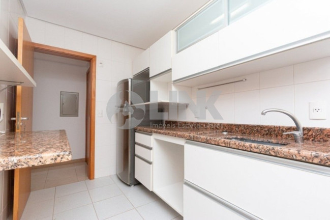 Imagem Apartamento com 2 Quartos à Venda, 103 m² em Mont Serrat - Porto Alegre Imagem Apartamento com 2 Quartos à Venda, 103 m² em Mont Serrat - Porto Alegre