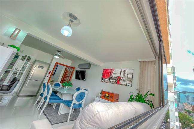 Imagem Imóvel com 2 Quartos à Venda,  em Pioneiros - Balneário Camboriú