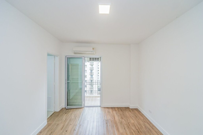 Imagem Imóvel com 3 Quartos à Venda, 94 m² em Moema - São Paulo Imagem Imóvel com 3 Quartos à Venda, 94 m² em Moema - São Paulo