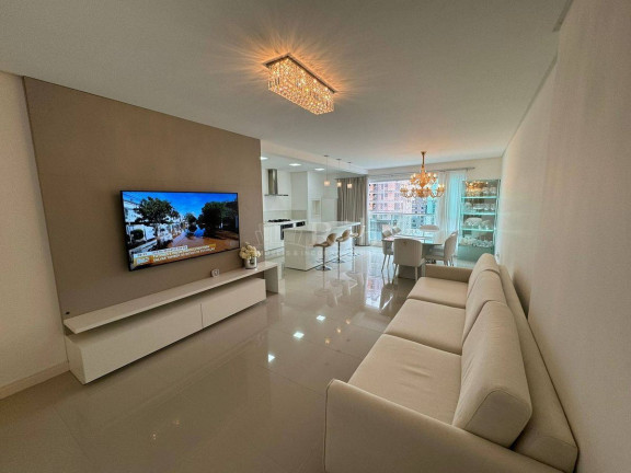 Apartamento com 3 Quartos à Venda, 115 m² em Centro - Balneário Camboriú