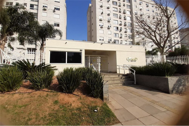 Apartamento com 2 Quartos à Venda, 71 m² em Sarandi - Porto Alegre