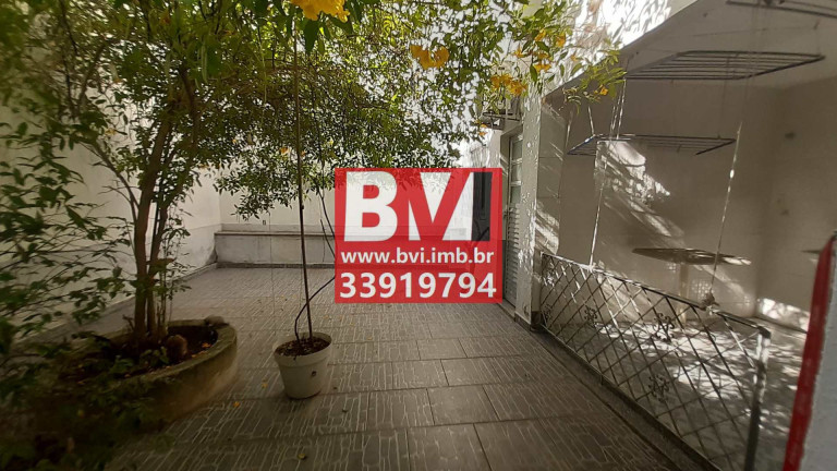 Imagem Casa com 4 Quartos à Venda, 101 m² em Ramos - Rio De Janeiro