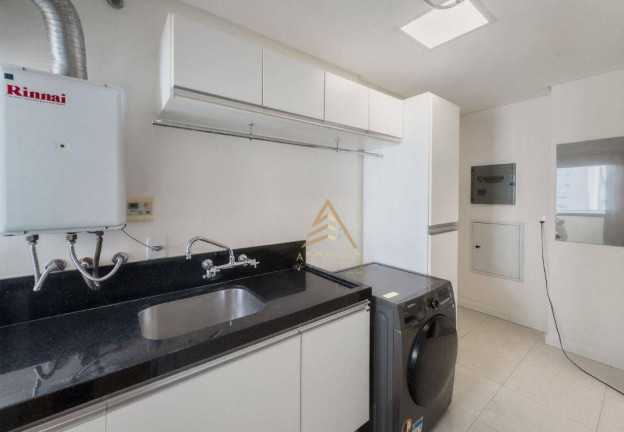 Imagem Apartamento com 3 Quartos à Venda, 156 m² em Centro - Balneário Camboriú