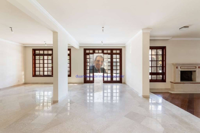Imagem Casa com 5 Quartos à Venda, 874 m² em Pousada Dos Bandeirantes - Carapicuíba Imagem Casa com 5 Quartos à Venda, 874 m² em Pousada Dos Bandeirantes - Carapicuíba