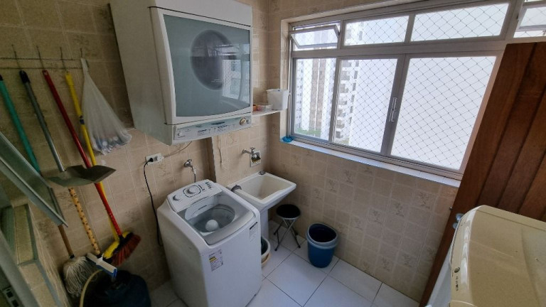 Imagem Apartamento com 3 Quartos à Venda ou Locação, 140 m² em Pitangueiras - Guarujá Imagem Apartamento com 3 Quartos à Venda ou Locação, 140 m² em Pitangueiras - Guarujá