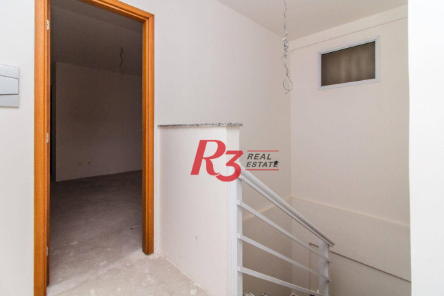 Imagem Imóvel com 3 Quartos à Venda, 128 m² em Encruzilhada - Santos Imagem Imóvel com 3 Quartos à Venda, 128 m² em Encruzilhada - Santos