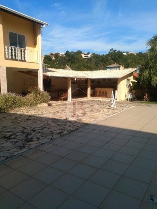 Imagem Casa com 6 Quartos à Venda, 600 m² em Pendotiba - Niterói