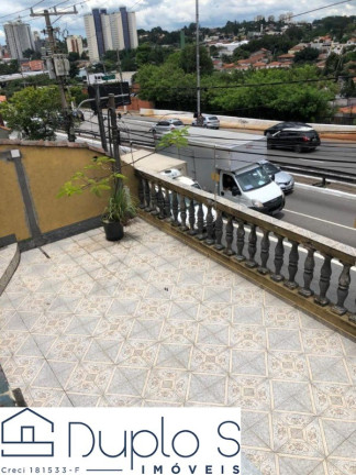 Imagem Casa com 3 Quartos à Venda, 240 m² em Santo Amaro - São Paulo Imagem Casa com 3 Quartos à Venda, 240 m² em Santo Amaro - São Paulo