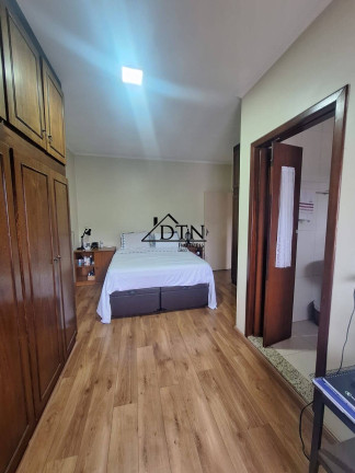 Imagem Sobrado com 3 Quartos à Venda, 263 m² em Vila Bastos - Santo André Imagem Sobrado com 3 Quartos à Venda, 263 m² em Vila Bastos - Santo André