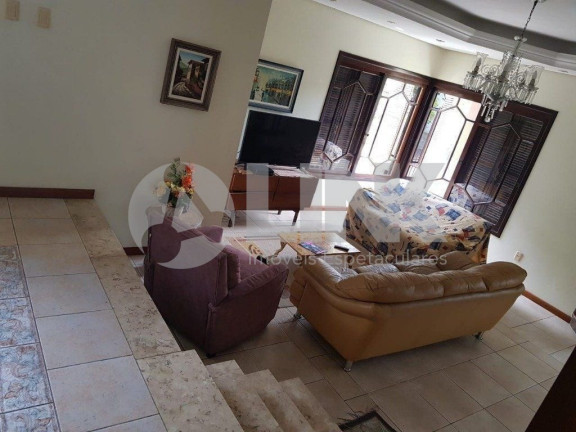 Imagem Casa com 4 Quartos à Venda, 338 m² em Jardim Itu - Porto Alegre Imagem Casa com 4 Quartos à Venda, 338 m² em Jardim Itu - Porto Alegre