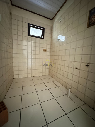 Imagem Casa com 3 Quartos à Venda, 315 m² em Espinheiros - Joinville Imagem Casa com 3 Quartos à Venda, 315 m² em Espinheiros - Joinville