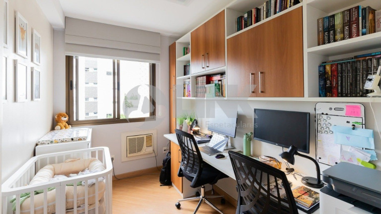 Imagem Apartamento com 3 Quartos à Venda, 81 m² em Petrópolis - Porto Alegre