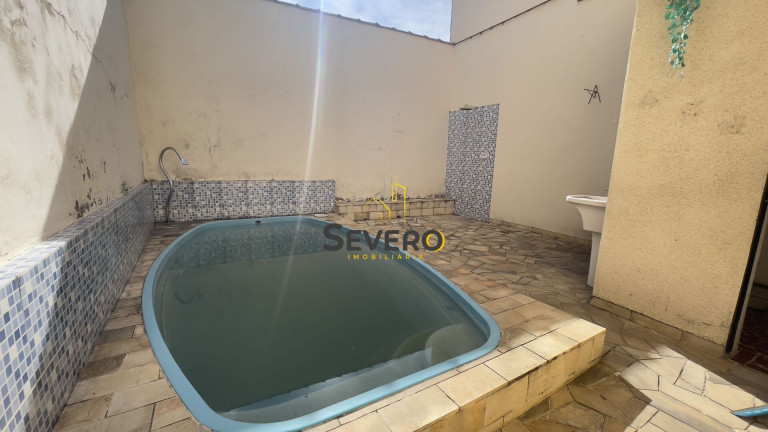 Imagem Casa com 3 Quartos à Venda, 260 m² em Camarão - São Gonçalo Imagem Casa com 3 Quartos à Venda, 260 m² em Camarão - São Gonçalo