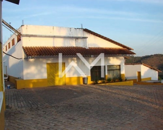 Imóvel à Venda, 1.320 m² em Bairro Do Cedro - Cunha