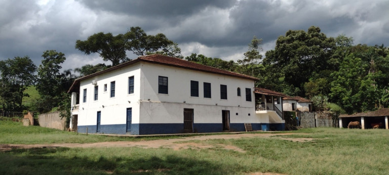 Imagem Fazenda à Venda, 100 m² em Parque Das Rosas - Roseira Imagem Fazenda à Venda, 100 m² em Parque Das Rosas - Roseira