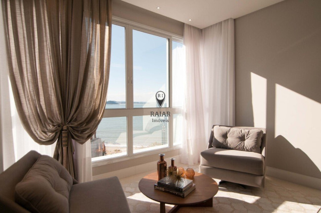 Imagem Loft com 4 Quartos à Venda,  em Centro - Balneário Camboriú