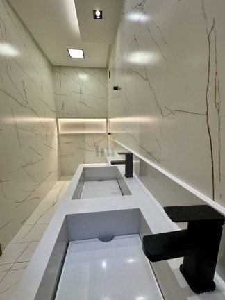 Imagem Casa com 3 Quartos à Venda, 199 m² em Setor Faiçalville - Goiânia