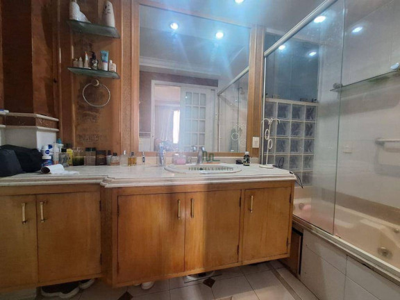 Imagem Apartamento com 3 Quartos à Venda, 130 m² em Icaraí - Niterói Imagem Apartamento com 3 Quartos à Venda, 130 m² em Icaraí - Niterói