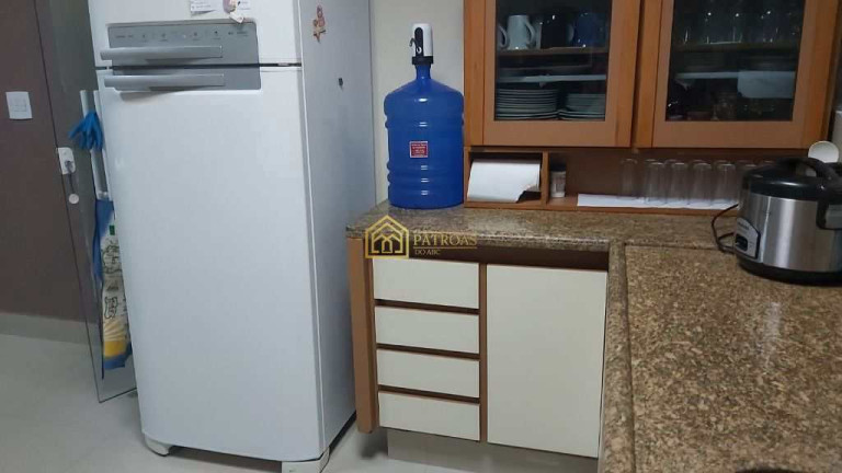 Imagem Casa com 3 Quartos à Venda, 240 m² em Vila Scarpelli - Santo André Imagem Casa com 3 Quartos à Venda, 240 m² em Vila Scarpelli - Santo André