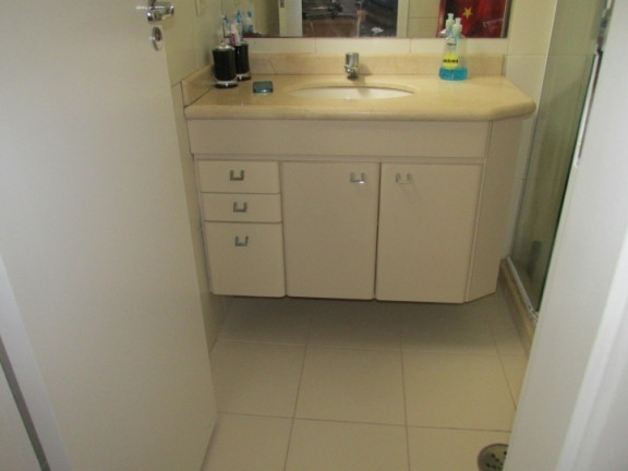 Imagem Casa com 3 Quartos à Venda, 206 m² em Marapé - Santos