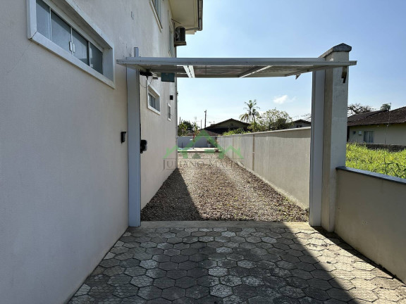 Imagem Sobrado com 3 Quartos à Venda, 250 m² em Centro - Balneário Barra Do Sul