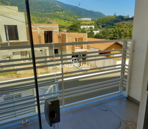 Imagem Casa com 3 Quartos à Venda, 180 m² em Centro - Extrema Imagem Casa com 3 Quartos à Venda, 180 m² em Centro - Extrema