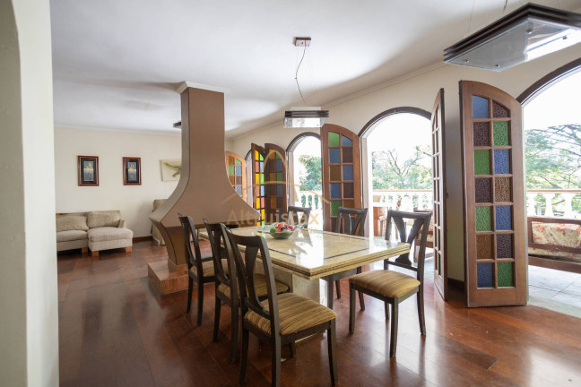 Imagem Casa com 3 Quartos à Venda, 480 m² em Três Montanhas - Osasco Imagem Casa com 3 Quartos à Venda, 480 m² em Três Montanhas - Osasco
