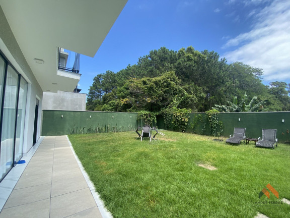 Imagem Casa com 4 Quartos à Venda, 268 m²