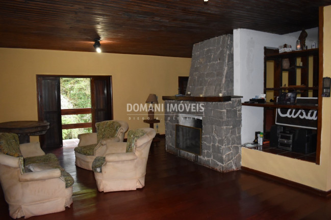 Imagem Casa com 4 Quartos à Venda, 360 m² em Região Do Alto Da Boa Vista - Campos Do Jordão Imagem Casa com 4 Quartos à Venda, 360 m² em Região Do Alto Da Boa Vista - Campos Do Jordão