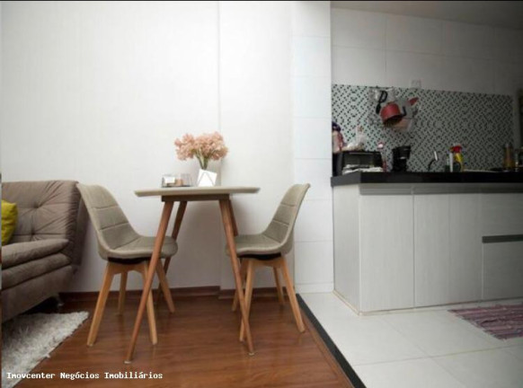 Imagem Kitnet com 1 Quarto à Venda, 35 m² em Copacabana Imagem Kitnet com 1 Quarto à Venda, 35 m² em Copacabana