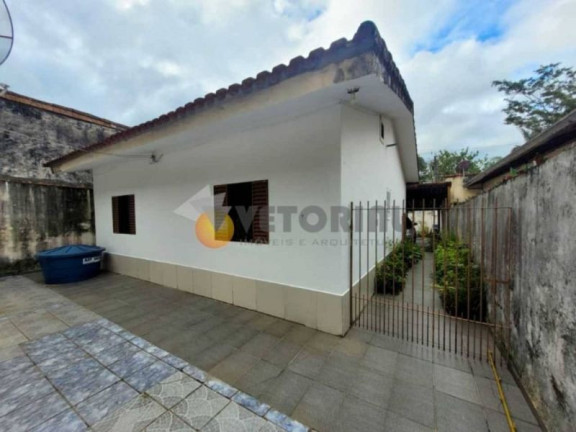 Imagem Casa com 4 Quartos à Venda, 164 m²