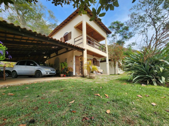 Imagem Casa com 2 Quartos à Venda, 1.204 m² em Albuquerque - Teresópolis Imagem Casa com 2 Quartos à Venda, 1.204 m² em Albuquerque - Teresópolis
