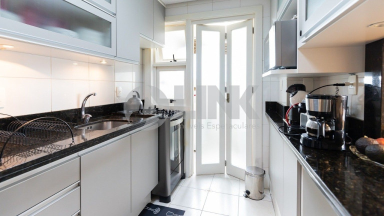 Imagem Apartamento com 3 Quartos à Venda, 81 m² em Petrópolis - Porto Alegre