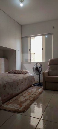 Imagem Apartamento com 3 Quartos à Venda, 72 m²