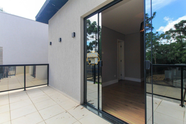 Imagem Casa de Condomínio com 3 Quartos à Venda, 360 m² em Bacacheri - Curitiba