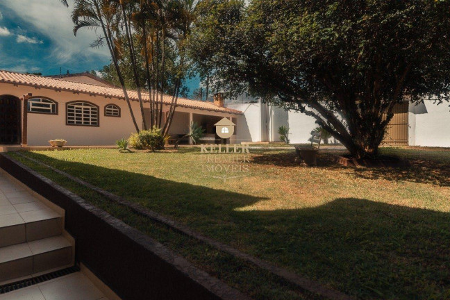 Imagem Casa com 4 Quartos à Venda, 300 m² em Centro - Foz Do Iguaçu Imagem Casa com 4 Quartos à Venda, 300 m² em Centro - Foz Do Iguaçu