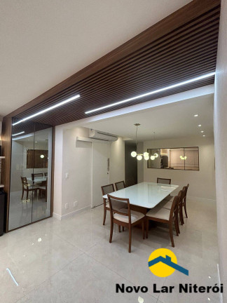 Imagem Apartamento com 4 Quartos à Venda, 250 m² em Icaraí - Niterói