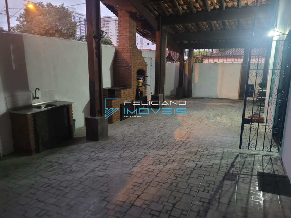 Casa com 3 Quartos à Venda, 200 m² em Aviação - Praia Grande