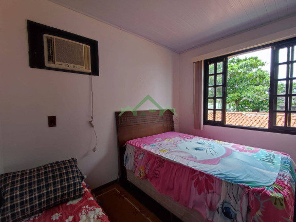 Imagem Casa com 4 Quartos à Venda, 382 m² em Centro - Balneário Barra Do Sul