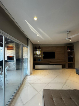 Imagem Casa com 3 Quartos à Venda, 235 m² em Colina De Laranjeiras - Serra