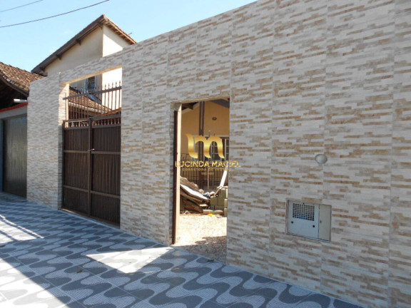 Casa com 2 Quartos à Venda,  em Maracanã - Praia Grande
