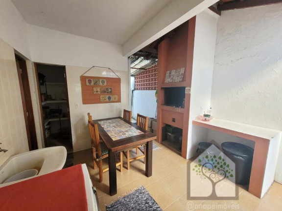 Imagem Casa com 3 Quartos à Venda, 220 m² em Itacorubi - Florianópolis Imagem Casa com 3 Quartos à Venda, 220 m² em Itacorubi - Florianópolis